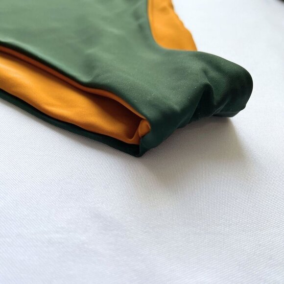 Elegant Green Bikini with Patterned Waistband - Picture 13 of 16